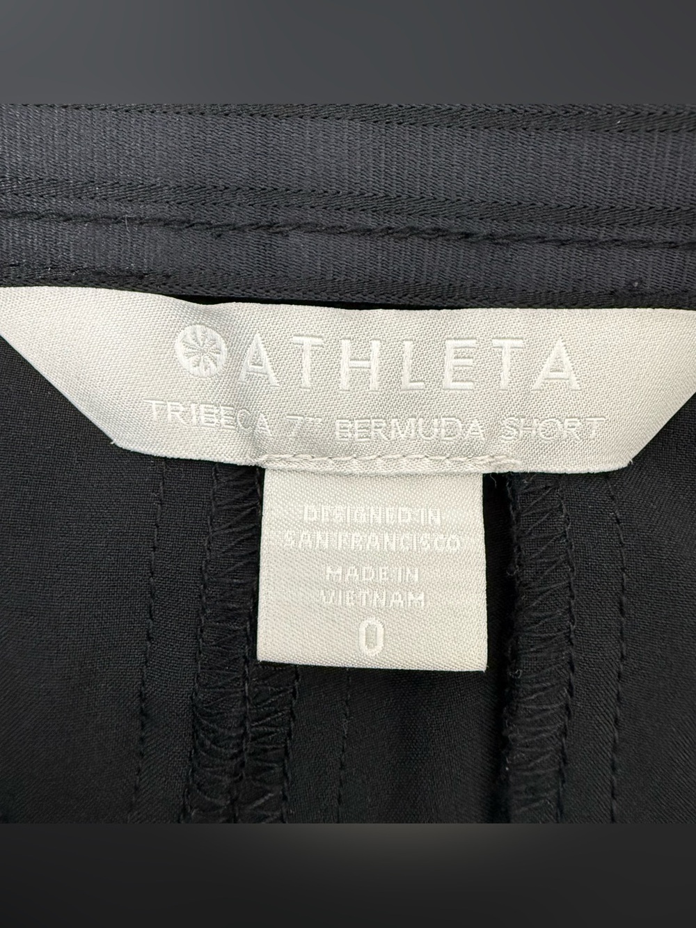 Athleta Tribeca Bermuda 9” Short Black Sz 0 MWT Athletic Stretch Lightweight - Picture 10 of 16